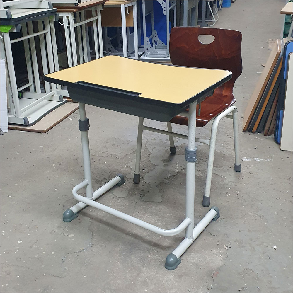 5-266번 높낮이조절책걸상